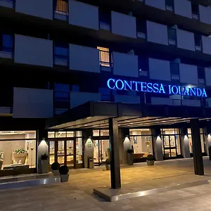 & Contessa Jolanda Lägenhetshotell
